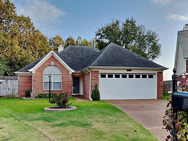 property at 2966 Woodland Ash Cove
