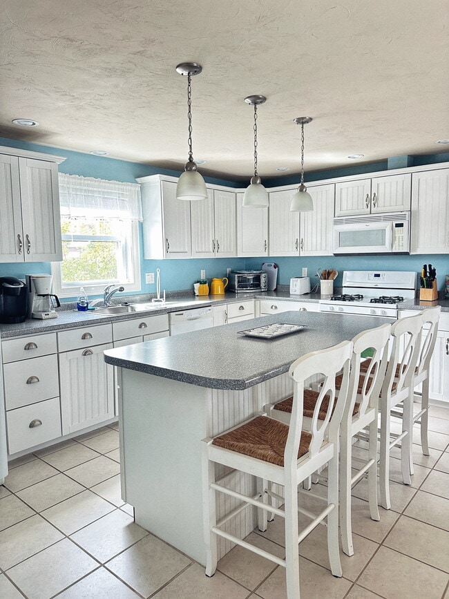 296 Ocean Blvd in Seabrook, NH - Building Photo - Building Photo