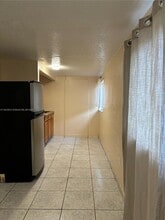 6570 W 5th Pl in Hialeah, FL - Building Photo - Building Photo