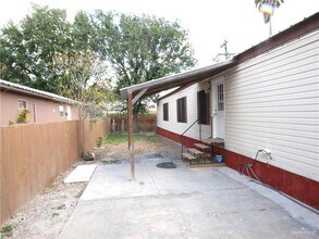 36 Oliva St in Edinburg, TX - Building Photo - Building Photo