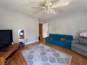 11 Franklin St in Natick, MA - Building Photo - Building Photo