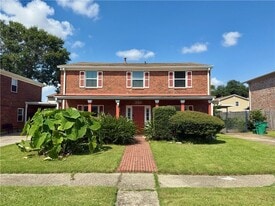 316 Bienville Dr in Gretna, LA - Building Photo