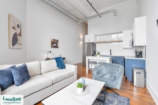 31 Victor St in Greenville, SC - Building Photo