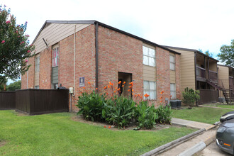 Happy Town in Houston, TX - Building Photo - Building Photo