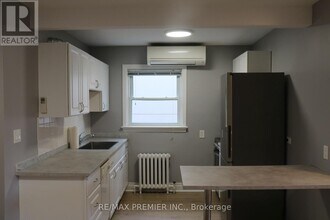 9 Bracebridge Ave in Toronto, ON - Building Photo - Building Photo
