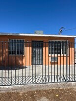 708 Jackson Ave, Unit D in Las Vegas, NV - Building Photo