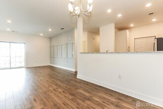 827 Stiller Ln in Monroe Township, NJ - Building Photo - Building Photo