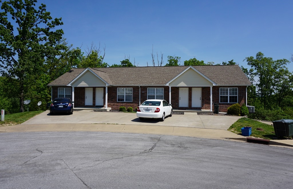 1966 Emily in Rolla, MO - Building Photo