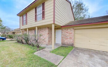1371 New Tree Ln in Missouri City, TX - Building Photo - Building Photo