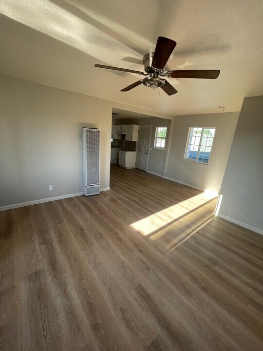 3410 E Normal Ave in Fresno, CA - Building Photo