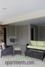 Arden Place in Charlottesville, VA - Foto de edificio - Building Photo