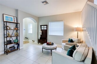 148 NE 36th Avenue Rd in Homestead, FL - Building Photo - Building Photo