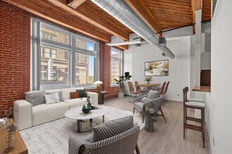 Vangard Lofts in St. Louis, MO - Building Photo - Building Photo