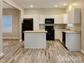 1096 Tomahawk Pl in Martinsville, IN - Building Photo - Building Photo