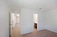 9825 Lanewell St photo'