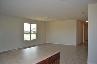 921 Swan Ridge Dr in Sherman, TX - Building Photo - Building Photo