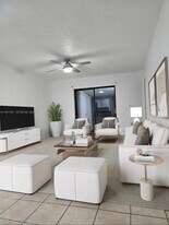 1575 Owl Rd in Homestead, FL - Building Photo