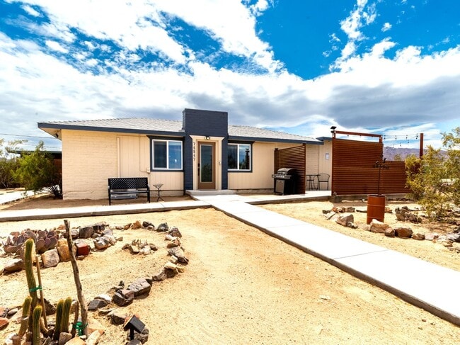 property at 74847 29 Palms Hwy