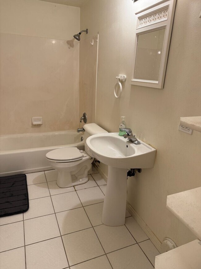 1614 N 150 E in Pleasant Grove, UT - Building Photo - Building Photo