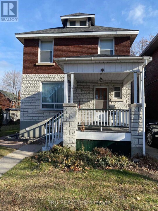 157 Bayswater Ave in Ottawa, ON - Building Photo