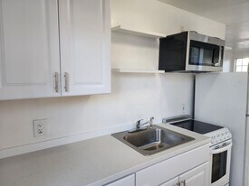 6116 Brooklyn Ave in San Diego, CA - Building Photo