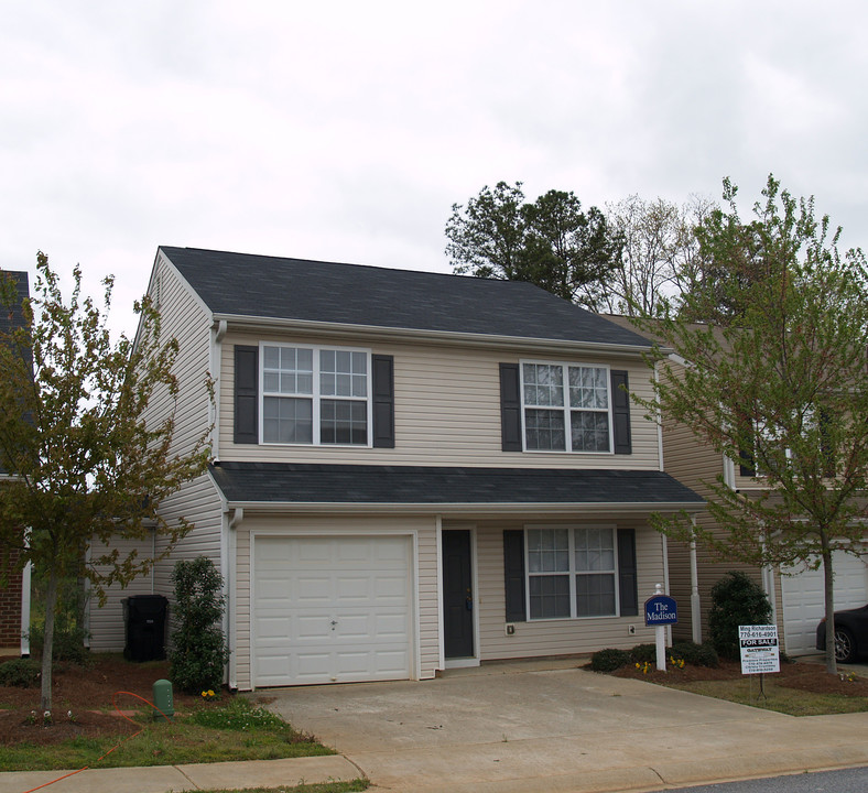 113 Lossie Ln in Mcdonough, GA - Building Photo