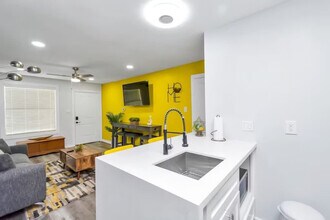 2620 Arbor St in Houston, TX - Building Photo - Building Photo
