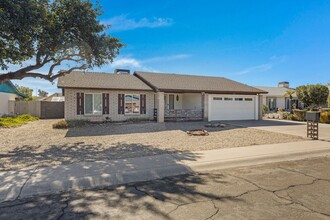 1021 W Santa Cruz Dr in Tempe, AZ - Building Photo - Building Photo