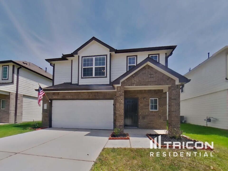 18510 Snowy River Ln in Katy, TX - Building Photo