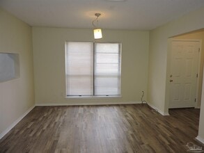 7705 Deborah Dr in Pensacola, FL - Building Photo - Building Photo