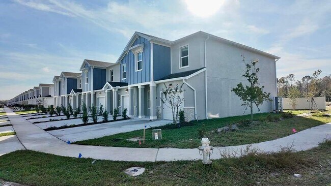 2746 Skyline Lp in Kissimmee, FL - Building Photo - Building Photo
