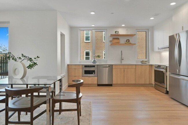 213 Harvard St in Cambridge, MA - Building Photo - Building Photo