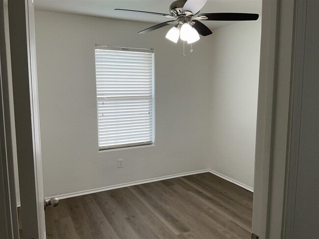 property at 1143 Desert Willow Ln
