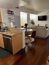 425 W Beech St in San Diego, CA - Building Photo - Building Photo