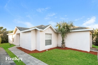 7556 Groveoak Dr in Orlando, FL - Foto de edificio - Building Photo