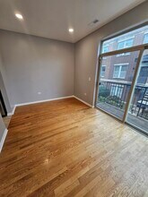 736 S Kedzie Ave in Chicago, IL - Building Photo - Building Photo
