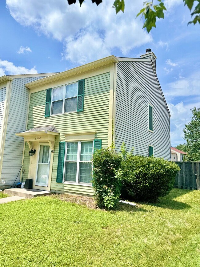 6518 Morning Glen Ct in Alexandria, VA - Building Photo - Building Photo
