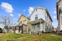 1216 Erie St in East Liverpool, OH - Foto de edificio - Building Photo