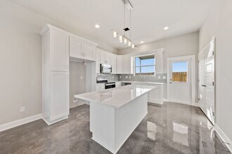 119 Gadwall Dr in Youngsville, LA - Building Photo - Building Photo