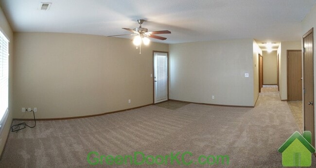 1000 Fall Meadow Ln in Belton, MO - Building Photo - Building Photo