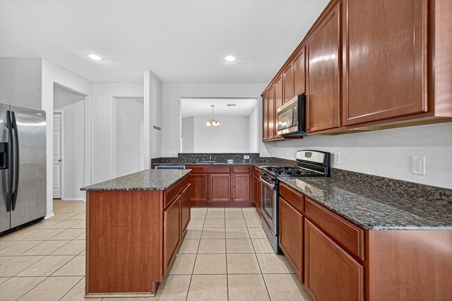 property at 1403 S Maple Dr