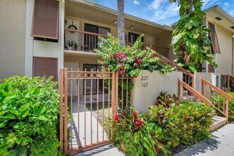 3939 NE 5th Ave in Boca Raton, FL - Building Photo - Building Photo