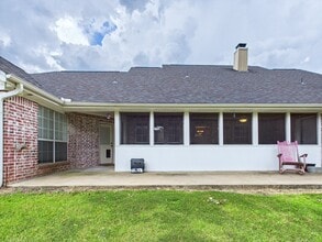 1014 Redbud in Diboll, TX - Building Photo - Building Photo