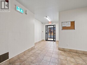 28 Victoria Ave N in Hamilton, ON - Building Photo - Building Photo