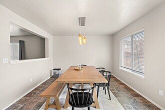 1101 W Apple Pine St in Meridian, ID - Building Photo - Building Photo