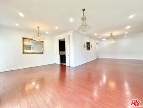 2175 S Beverly Glen Blvd in Los Angeles, CA - Building Photo - Building Photo