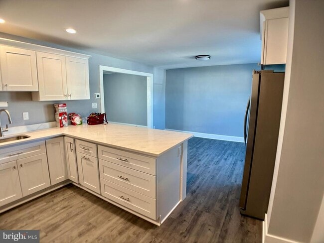 1107 Cinnaminson Ave in Cinnaminson, NJ - Building Photo - Building Photo