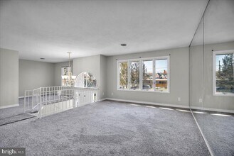 301 County House Rd in Washington Township, NJ - Building Photo - Building Photo