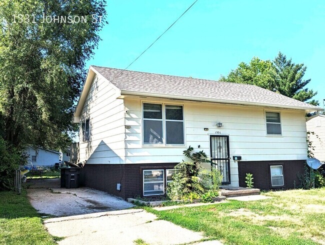 property at 1331 Johnson St