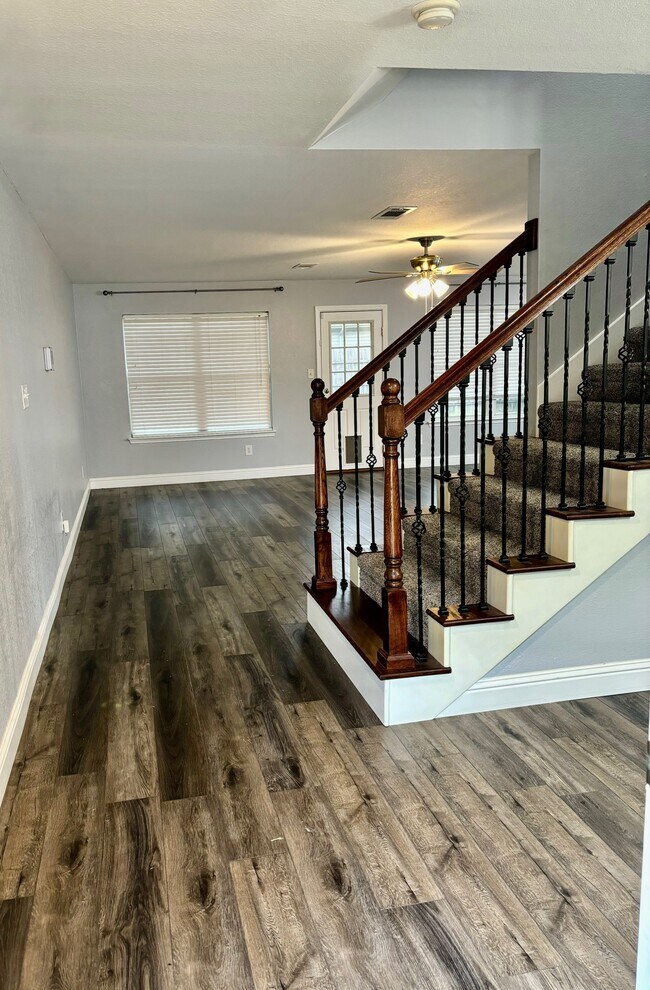 137 Centennial Pl in Crowley, TX - Building Photo - Building Photo